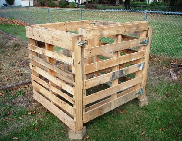 How to Build a Compost Bin out of Wooden Pallets Pallet Furniture 