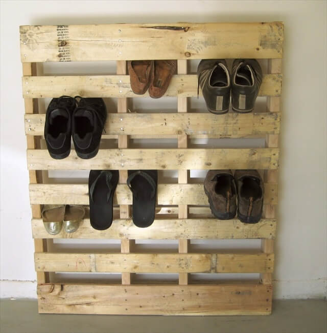 Pallet Wood-Redone to Create a Shoe Rack | Pallet Furniture DIY