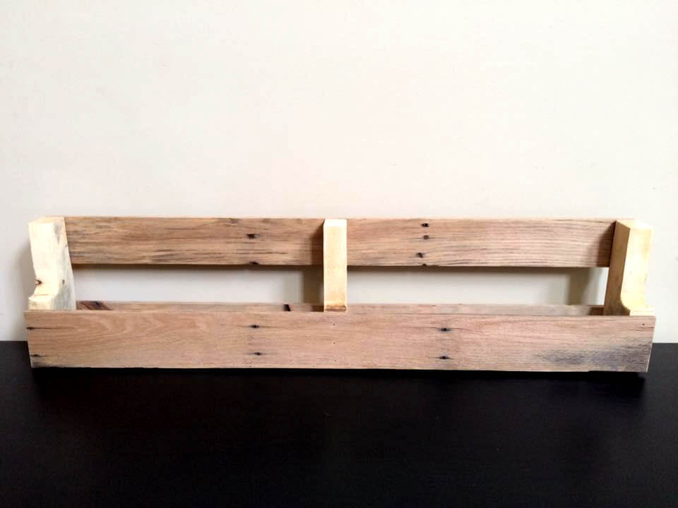 Recycled Wooden Pallet Wall Shelves | Pallet Furniture DIY
